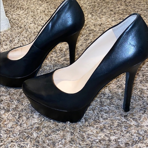 Jessica Simpson Heels - Picture 2 of 5